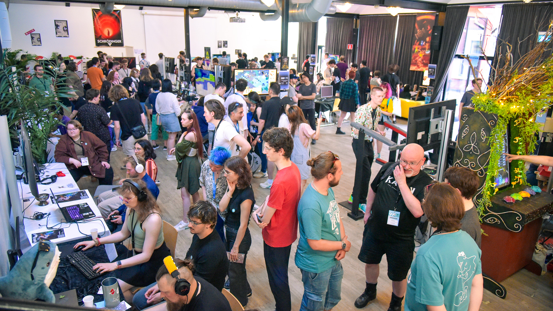 Photo of last years show floor, at Donners Event in Visby. The show floor includes PC games, console party games, board games and arcade games.